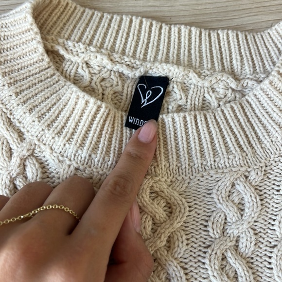 Windsor Sweater - Picture 2 of 3